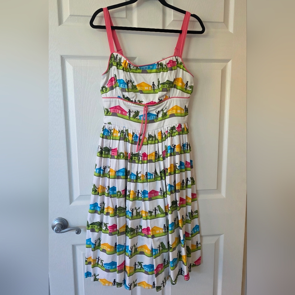 EUC LARGE Edward Scissorhands Topiary Dress - Picture 2 of 7
